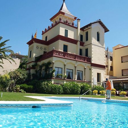 Hotel Hostal Del Sol Sant Feliu de Guíxols Dış mekan fotoğraf