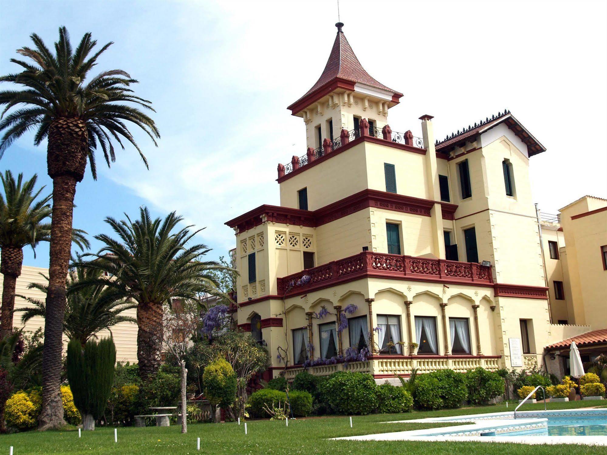 Hotel Hostal Del Sol Sant Feliu de Guíxols Dış mekan fotoğraf